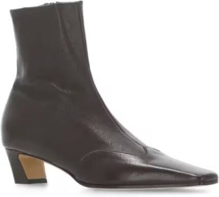 Khaite Boots Brown Leather Ankle Boots With Squared Toe in bruin