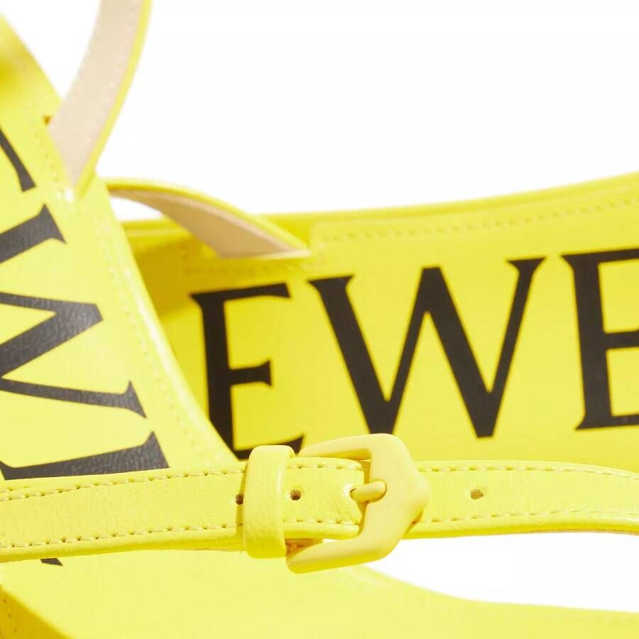 Loewe Sandalen Petal Stiletto Sandals in geel