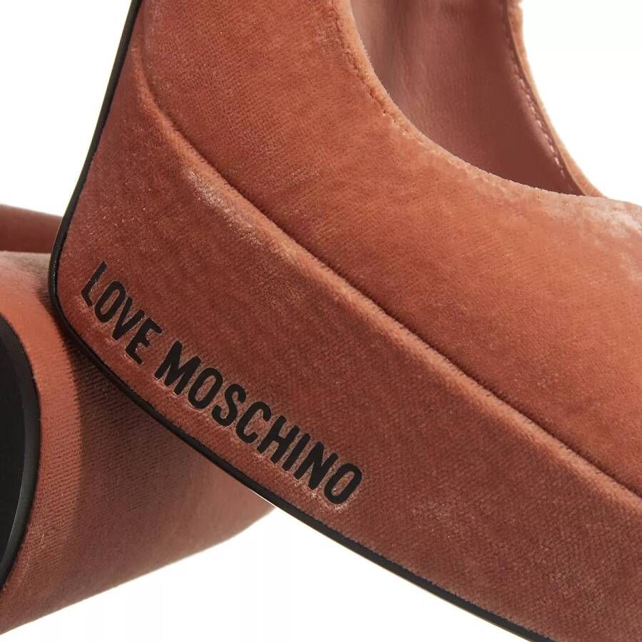 Love Moschino Pumps & high heels Rubber Logo in poeder roze