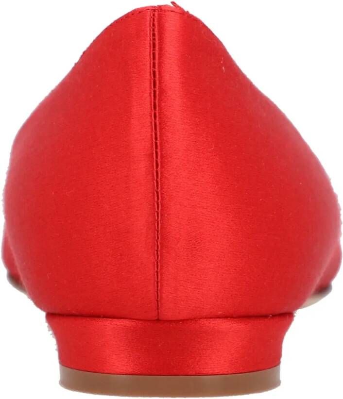 Manolo Blahnik Hangisi Flat Red in rood