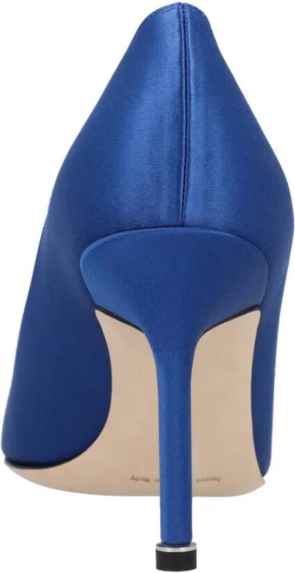 Manolo Blahnik Hoge hakken Hangisi 090 Pumps Blue in blauw