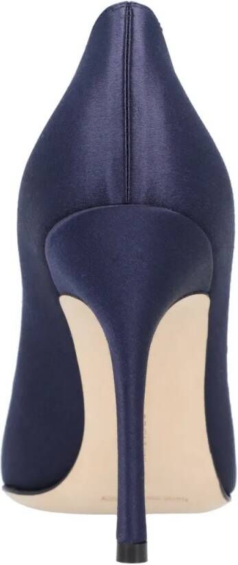 Manolo Blahnik Hoge hakken Pluma Fabio Satin 105 Pump Purple in paars