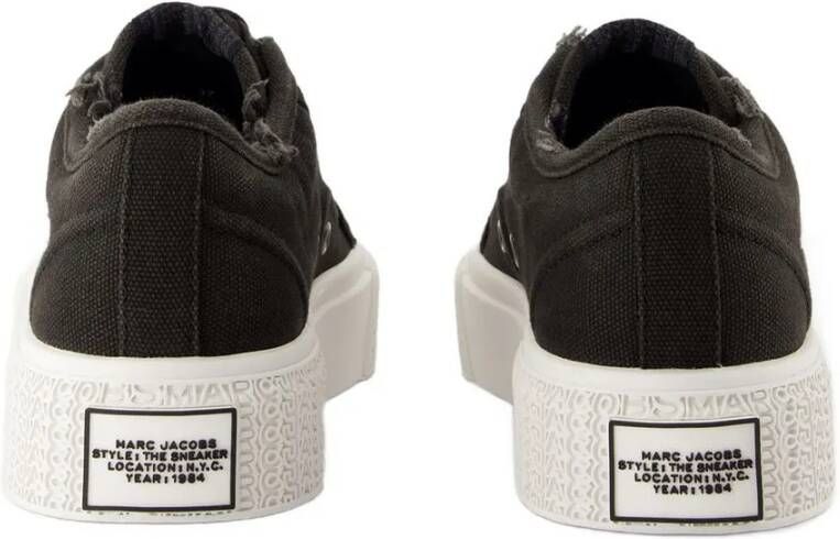Marc Jacobs Low-Top Sneakers Textured Black Cotton Sneakers With White Rubber S in zwart