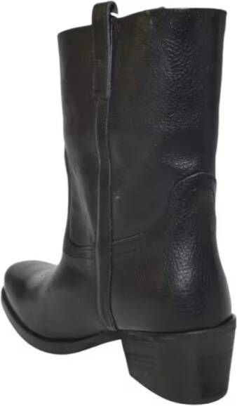 Max Mara Boots Classic Cowboy-Inspired Ankle Boots With Textured in zwart