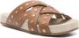 Michael Kors Sandalen Irene Flat Sandal in bruin - Thumbnail 1
