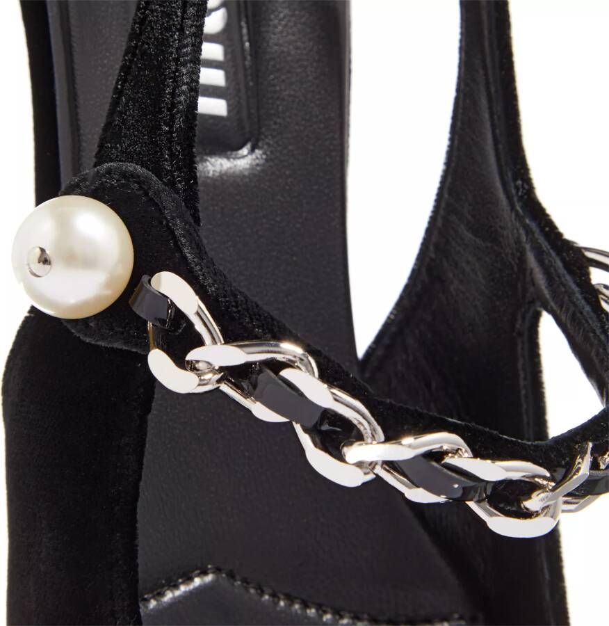 Miu Pumps & high heels Ballet Flats In Velvet And Patent Leather in zwart