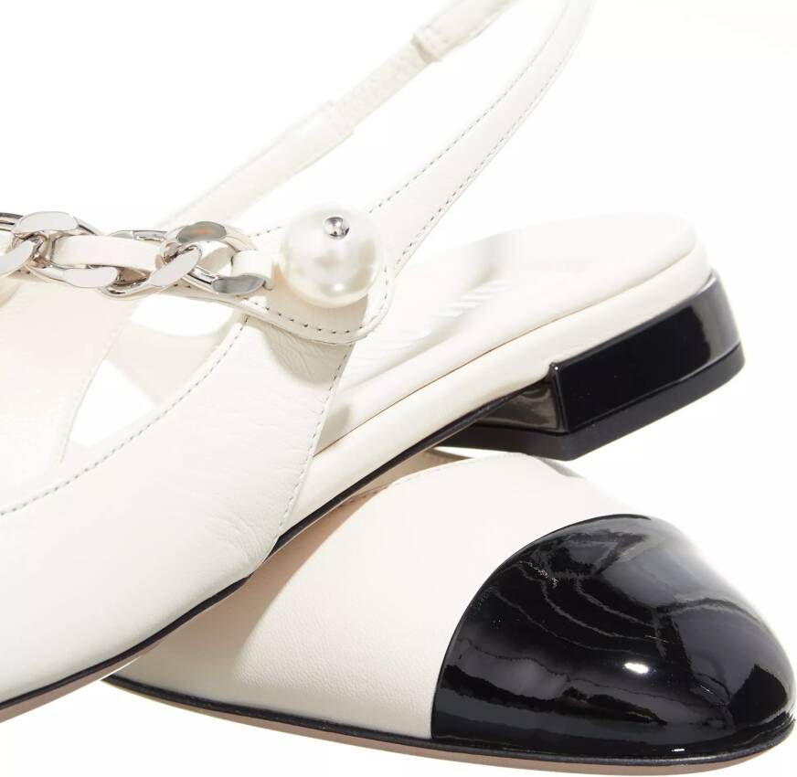 Miu Slippers Slingback Ballets in crème