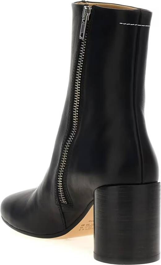 MM6 Maison Margiela Boots Stitch-Out Leather Ankle Boots in zwart