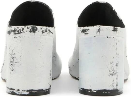 MM6 Maison Margiela Slippers & Mules Leather Mules in wit