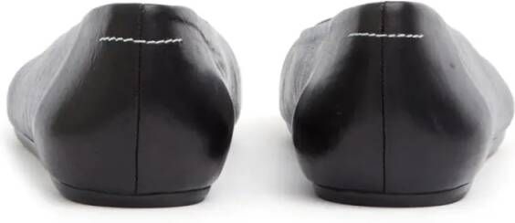 MM6 Maison Margiela Stitch-Out Leather Ballerina Shoes in zwart