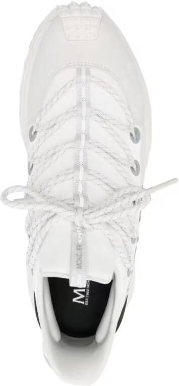 Moncler Low-Top Sneakers Ivory Sneakers With Prominent Logo in wit