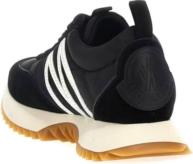 Moncler Low-Top Sneakers 'Pacey' Sneakers in zwart