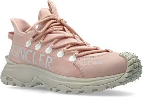 Moncler Low-Top Sneakers Sporty White Sneakers With Rugged Sole in roze