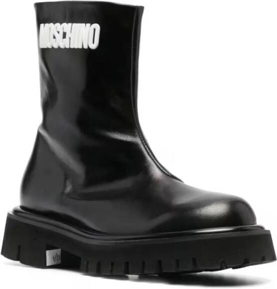 Moschino Boots Leather Ankle Boots With Rubber Sole in zwart