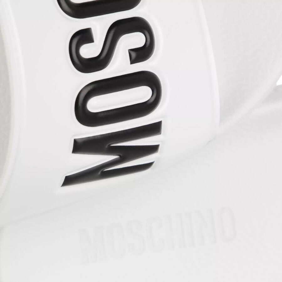 Moschino Slippers Sabotd Pool25 Pvc Logo in wit