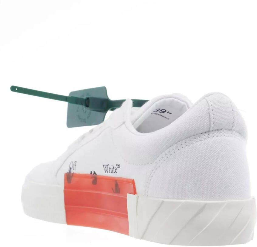 Off-White Sneakers Low Vulcanized Canvas in wit