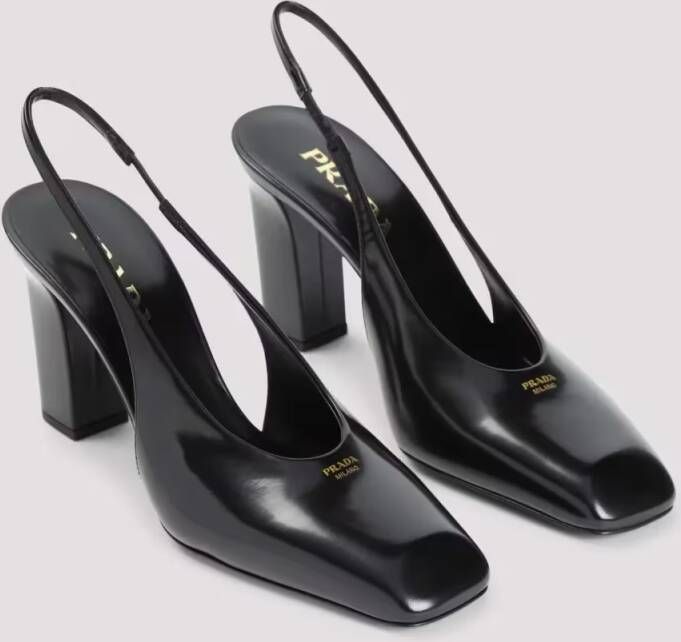 Prada Hoge hakken Pointed Toe Black Calf Leather Pumps in zwart