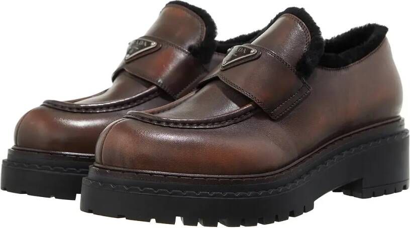 Prada Loafers Logo Loafers in bruin