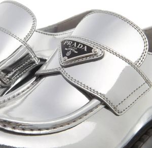 Prada Pumps & high heels Loafers in zilver