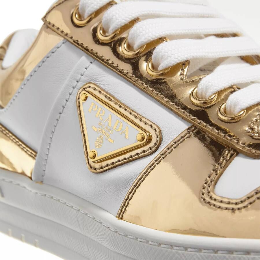 Prada Pumps & high heels Shoes in goud