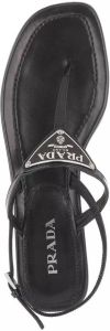 Prada Sandalen Thong Sandal Patent Leather in black