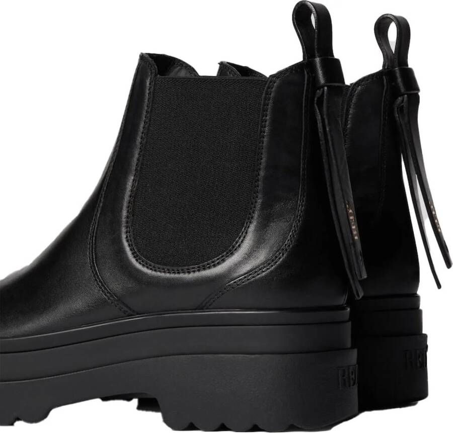 Red Valentino Low-Top Sneakers Platform Ankle Boots in zwart