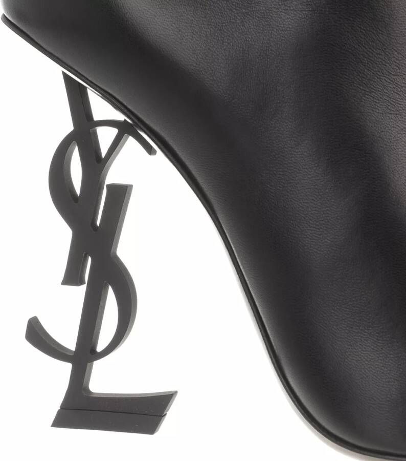 Saint Laurent Boots & laarzen Boots Leather in zwart