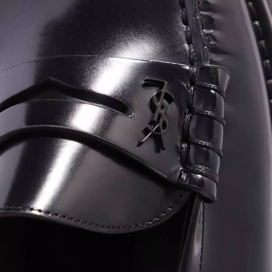 Saint Laurent Loafers & ballerina schoenen Loafer Monogram Penny Slipper in zwart