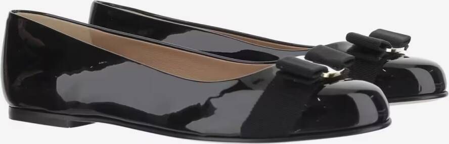 Salvatore Ferragamo Grosgrain Bow Leather Varina Ballerinas in zwart
