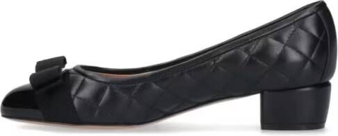 Salvatore Ferragamo Hoge hakken "Varina" Pumps Black in zwart