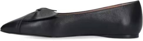 Salvatore Ferragamo Pointed Toe Black Nappa Flats in zwart