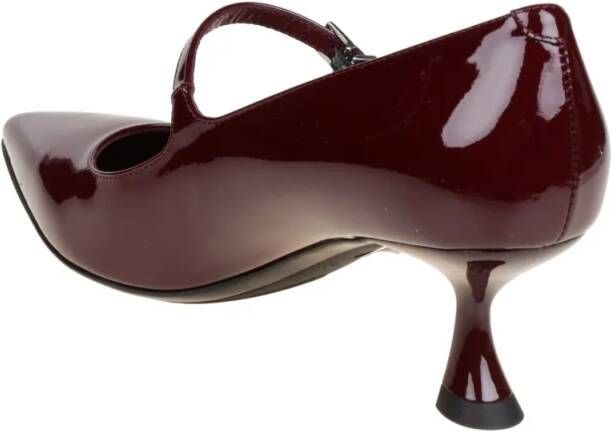 Sergio Levantesi Hoge hakken Refined Leather Decollete With Slender Heel in rood