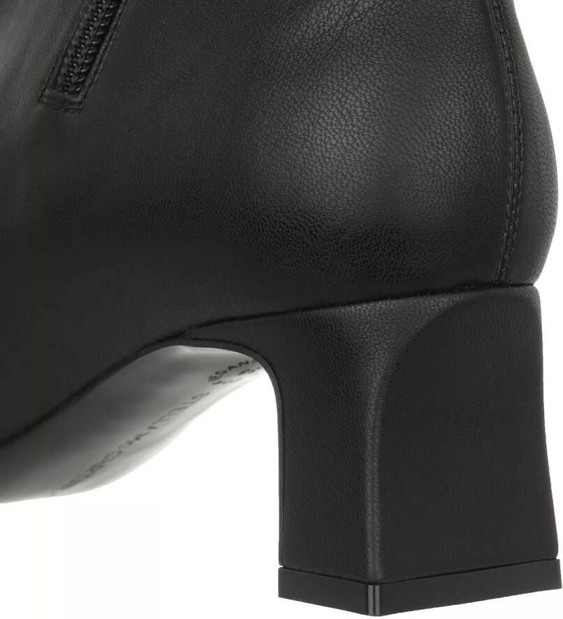 Stella Mccartney Boots & laarzen Falabella Stretch Ankle Boots in zwart