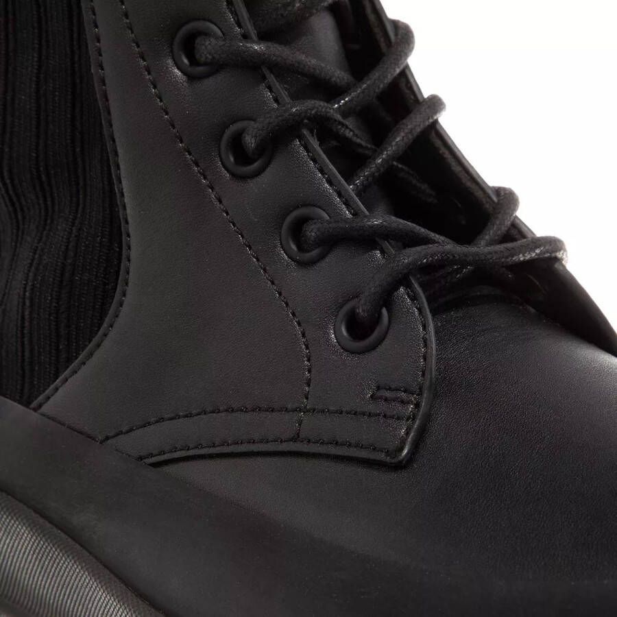 Stella Mccartney Boots & laarzen Trace Ankle Boots in zwart