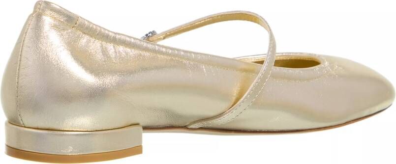 Stuart Weitzman Loafers Claris Ballet Flat in goud