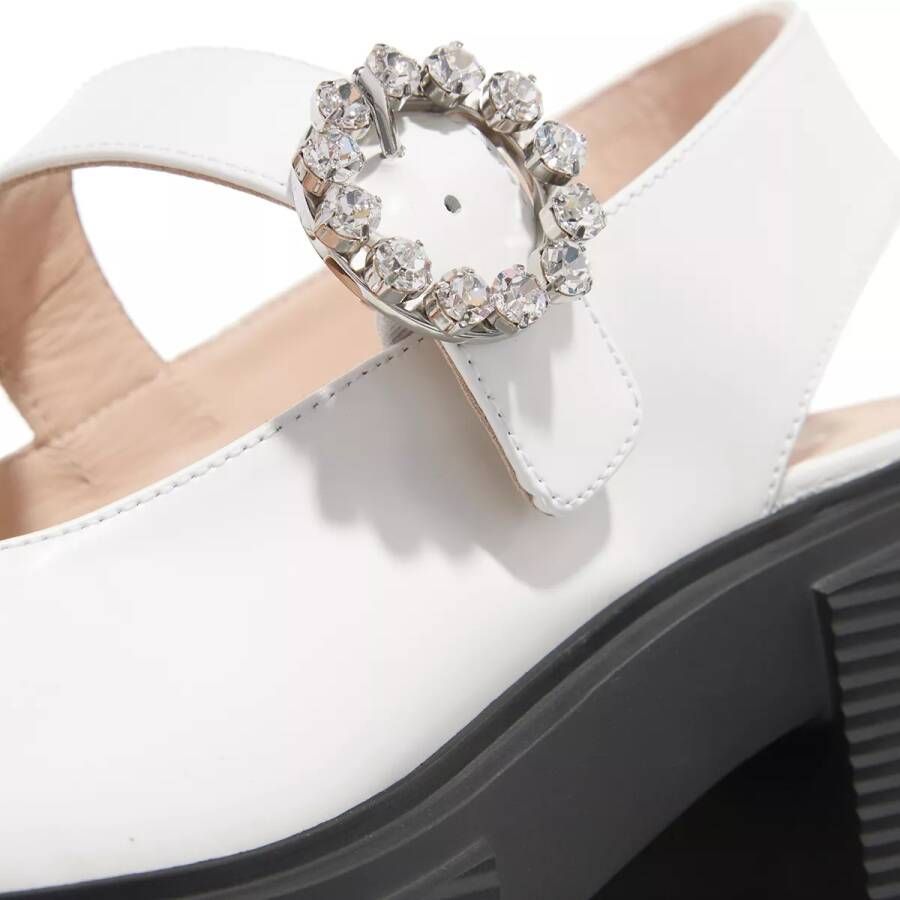 Stuart Weitzman Loafers & ballerina schoenen Nolita Mary Jane Slingback in wit