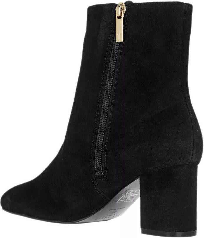 Ted Baker Boots & laarzen Neomie Suede Block Heel Ankle Boot in zwart