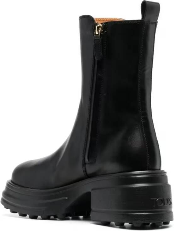 TOD'S Boots Ankle Boots With Closed Silhouette And Sole in zwart