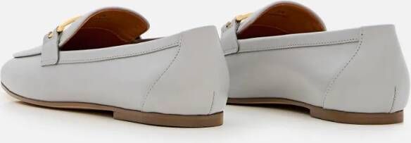 TOD'S Pointed Toe Leather Loafer in grijs