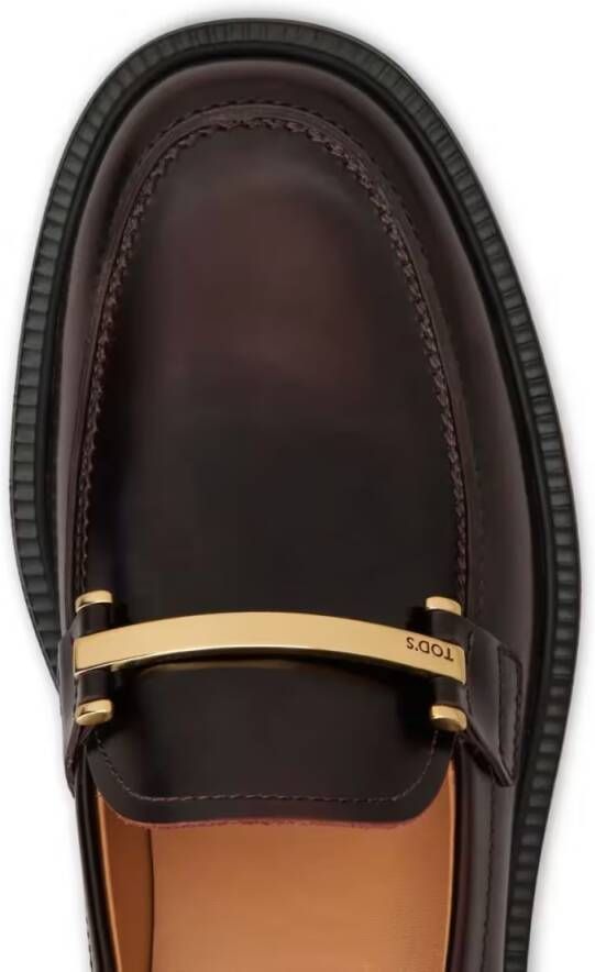 TOD'S Polished Burgundy Loafers With Decorative Metal Ba in zwart