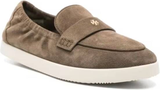TORY BURCH Taupe Brown Low Leather Loafer in bruin