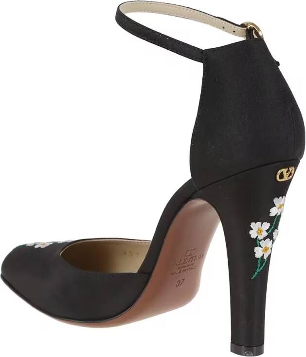 Valentino Garavani Hoge hakken Hi Dolly Pumps In Shantung Fabric in zwart