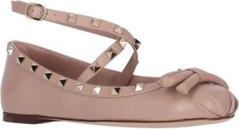 Valentino Garavani Loafers Ballerina Rockstud in roze