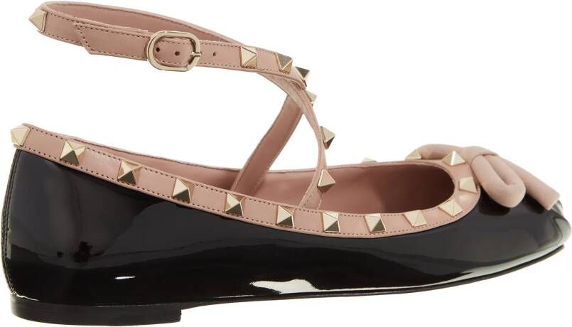 Valentino Garavani Loafers Ballerina Rockstud in zwart