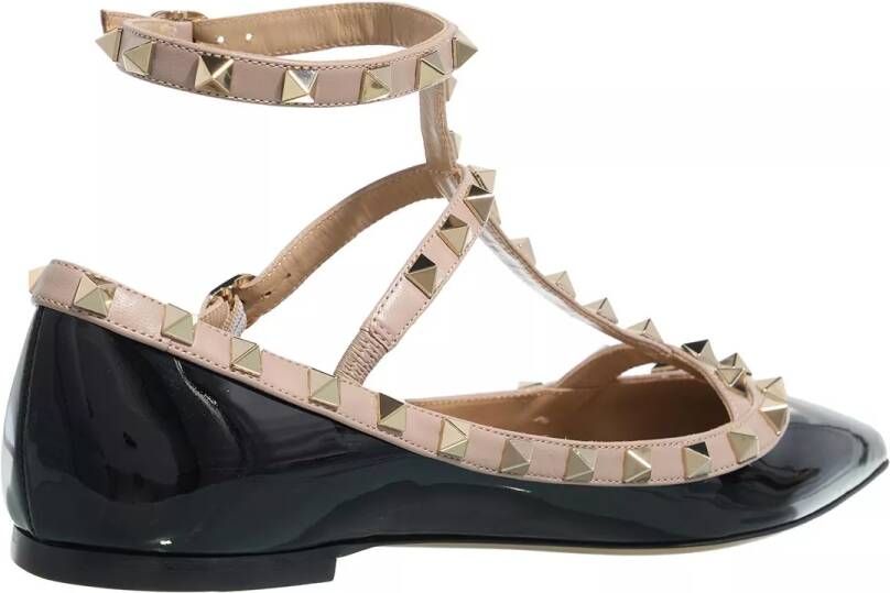 Valentino Garavani Loafers Rockstud Ballerina in zwart