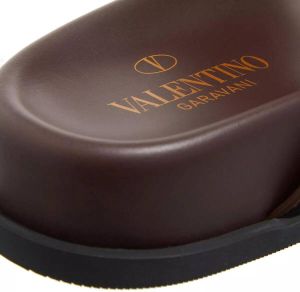 Valentino Garavani Loafers & ballerina schoenen Slide in dark brown