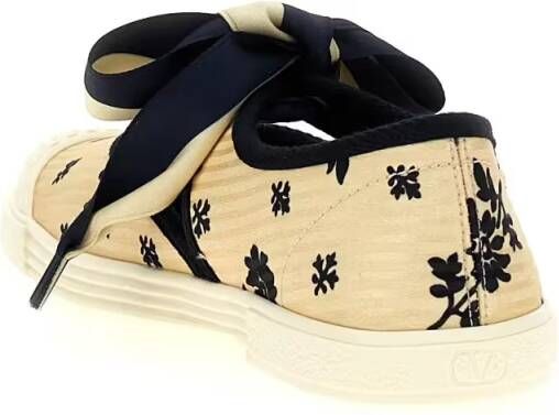 Valentino Garavani Low-Top Sneakers 'Bay By Bay' Ballerina Sneakers in beige