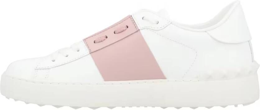 Valentino Garavani Low-Top Sneakers Calfskin Sneakers With Contrasting Band And Rubber in wit