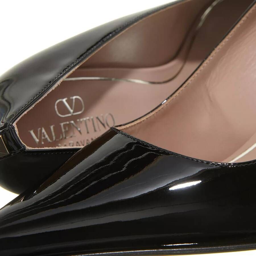 Valentino Garavani Pumps & high heels Pumps in zwart