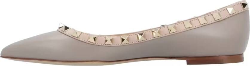 Valentino Garavani Rockstud Ballerina Flats With Silver Stud Embellis in grijs